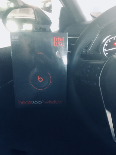 Computer Store «Apple Oakridge», reviews and photos, 925 Blossom Hill Road, San Jose, CA 95123, USA