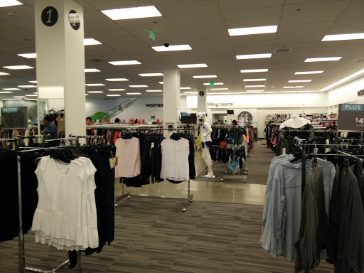 Department Store «Nordstrom Rack Wayne Town Center», reviews and photos, 141 NJ-23, Wayne, NJ 07470, USA