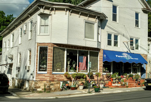 Florist «Flowers by the River», reviews and photos, 74 Main St, Califon, NJ 07830, USA