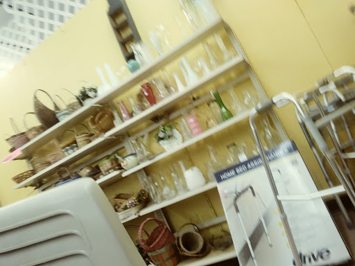 Thrift Store «Action Thrift Store», reviews and photos, 2114 N Michigan Ave, Saginaw, MI 48602, USA