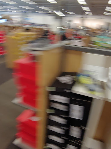 Shoe Store «DSW Designer Shoe Warehouse», reviews and photos, 24570 Dulles Landing Dr #120, Dulles, VA 20166, USA