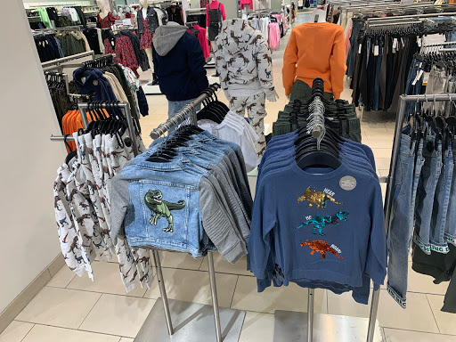 Clothing Store «H&M», reviews and photos, 701 Lynnhaven Pkwy # 1212, Virginia Beach, VA 23452, USA