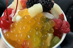 Tutti Frutti Frozen Yogurt image