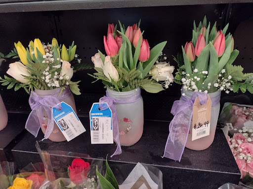 Grocery Store «Giant», reviews and photos, 1454 Chain Bridge Rd, McLean, VA 22101, USA