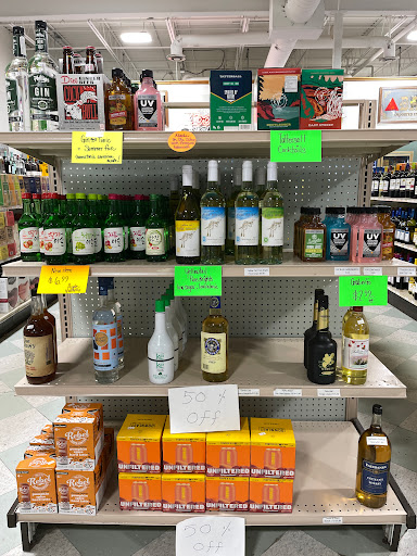 Liquor Store «Short Stop Wine & Spirits», reviews and photos, 2190 Eagle Creek Ln # F, St Paul, MN 55129, USA