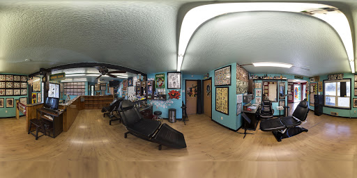 Tattoo Shop «Electric Boogaloo Tattoo», reviews and photos, 1002 NE Minnehaha St, Vancouver, WA 98665, USA