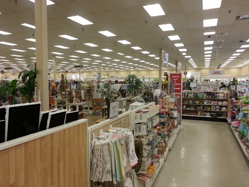 Department Store «HomeGoods», reviews and photos, 65 Commerce Way, Seekonk, MA 02771, USA