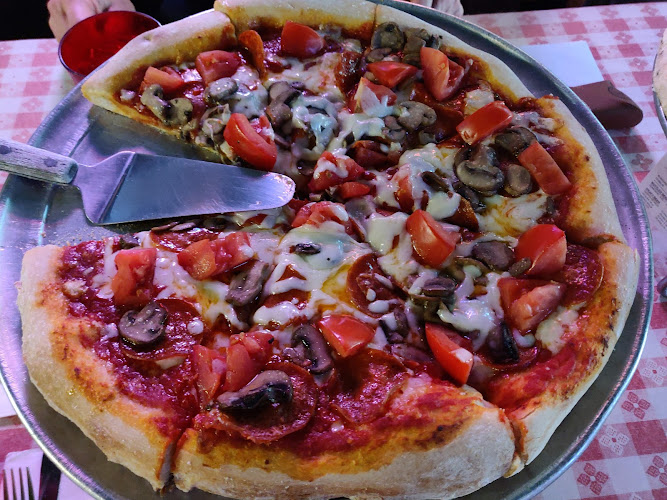 #1 best pizza place in Pasadena - Tarantino's Pizzeria Inc
