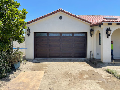 Garage door supplier Pomona