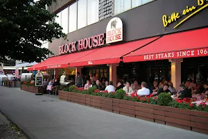 BLOCK HOUSE Am Alexanderplatz image