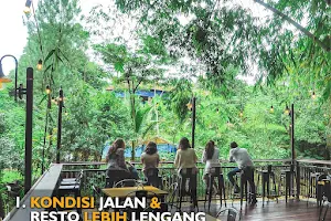 Kopi Tubing Cafe and Resto image