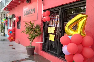 Restaurant Cantón image