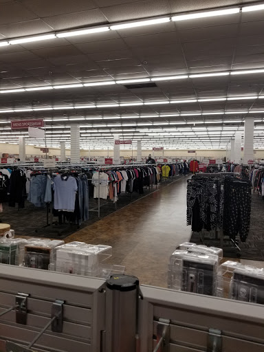 Clothing Store «Burlington Coat Factory», reviews and photos, 6055 E Main St, Columbus, OH 43213, USA