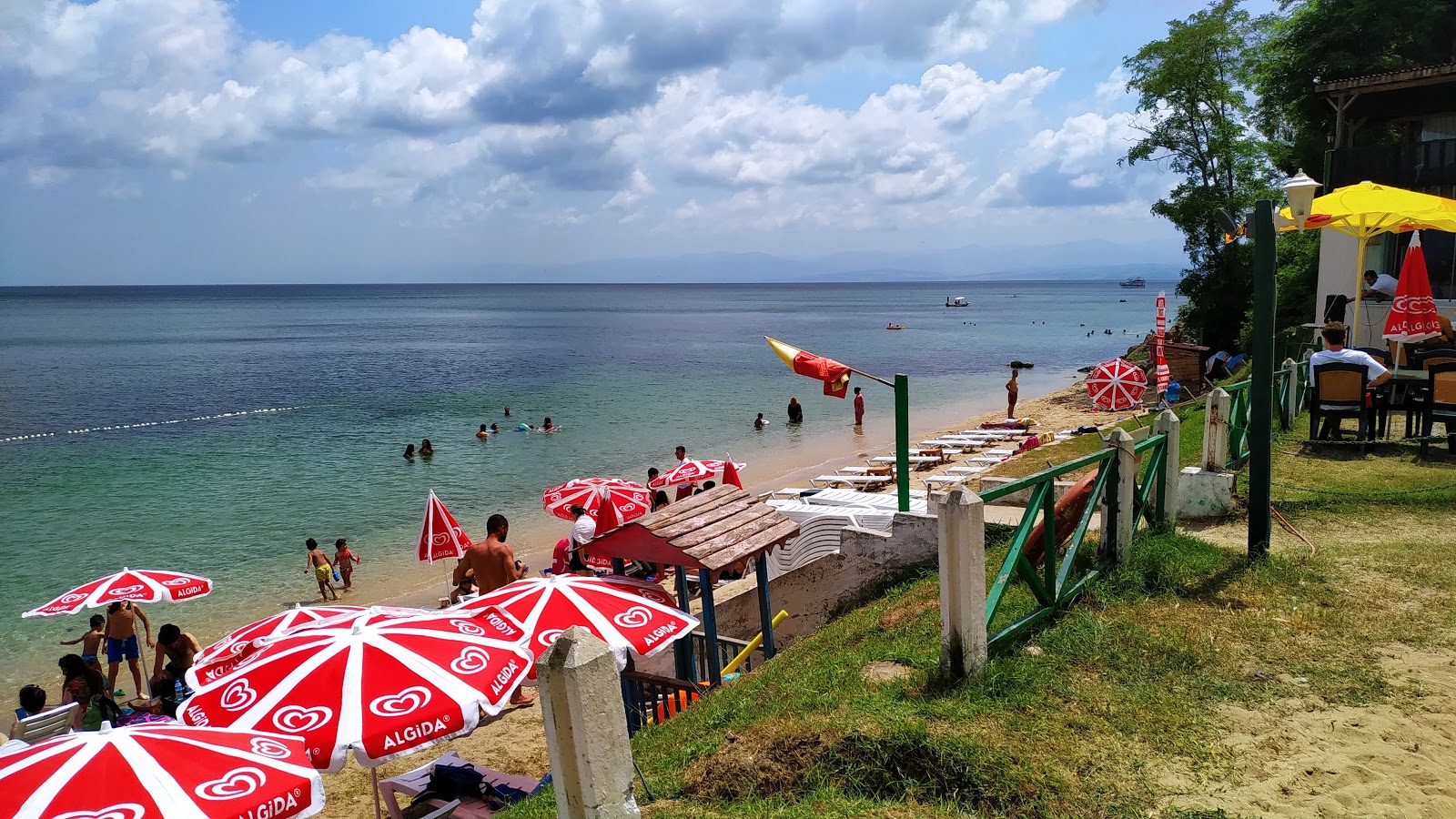 Zdjęcie Sinop Plaji z przestronna linia brzegowa