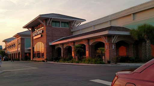 Grocery Store «Harris Teeter», reviews and photos, 3501 Oleander Dr, Wilmington, NC 28403, USA
