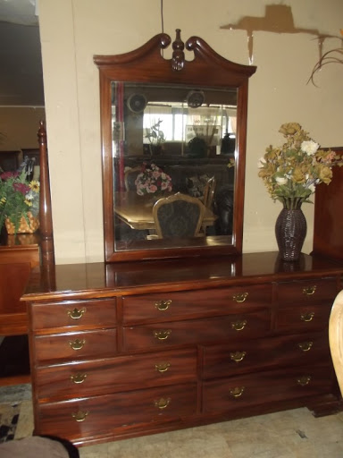 Junk Store «Family Thrift Store», reviews and photos, 1207 N Royal Ave, Front Royal, VA 22630, USA