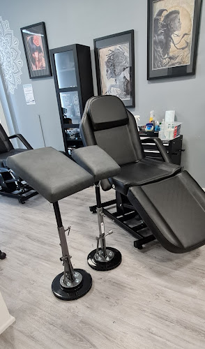 House of Luxxe Barbers - Barber shop