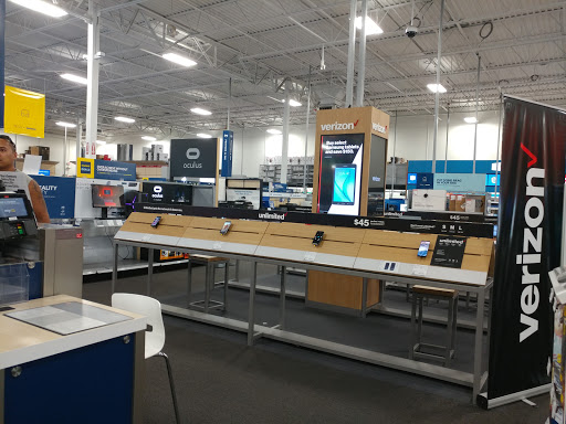 Electronics Store «Best Buy», reviews and photos, 2288 E Williams Field Rd, Gilbert, AZ 85295, USA