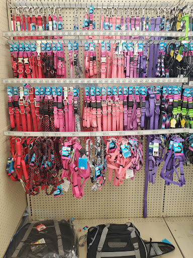 Pet Supply Store «Pet Supplies Plus», reviews and photos, 887 N Lexington-Springmill Rd, Mansfield, OH 44906, USA