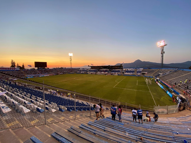 Estadio San Carlos de Apoquindo