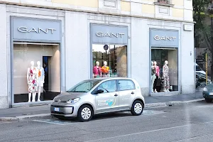 Gant Store Milano - Piazza Piemonte image