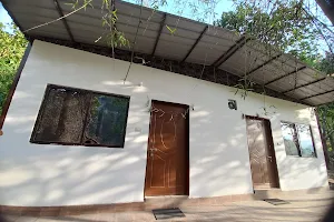 SHRI HARI GANGA VIEW RESTAURANT AND GUEST HOUSE image