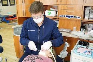 McIlwain Dental Specialists image