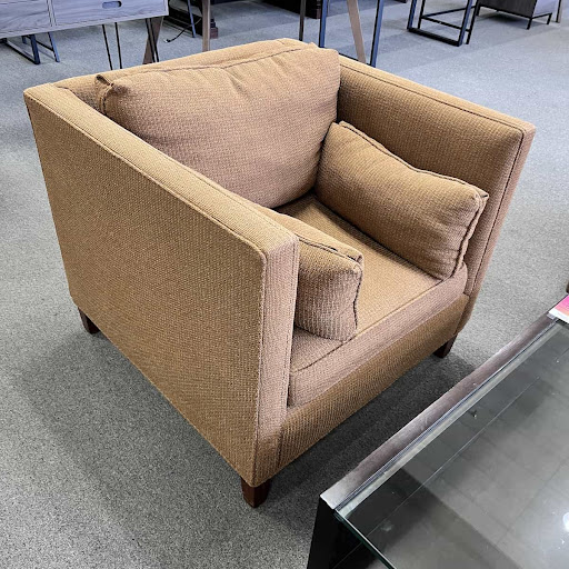 Office Furniture Store «Office Furniture Liquidations», reviews and photos, 4400 S Piedras Dr #101, San Antonio, TX 78228, USA