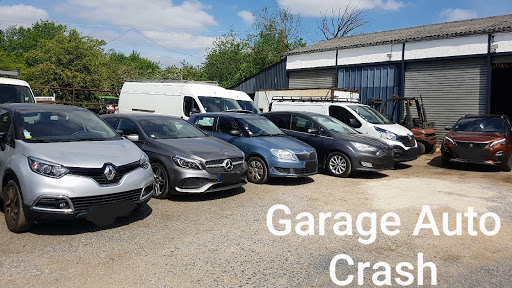 Garage Auto Crash