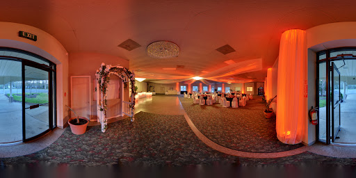 Wedding Venue «Bleues on the Water», reviews and photos, 7696 Altoona Beach Rd, Glen Burnie, MD 21060, USA