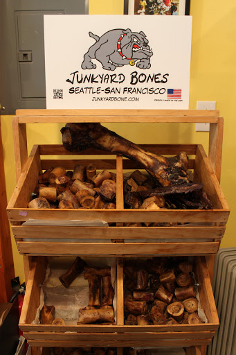 Pet Supply Store «Wally Pets», reviews and photos, 4411 Wallingford Ave N, Seattle, WA 98103, USA