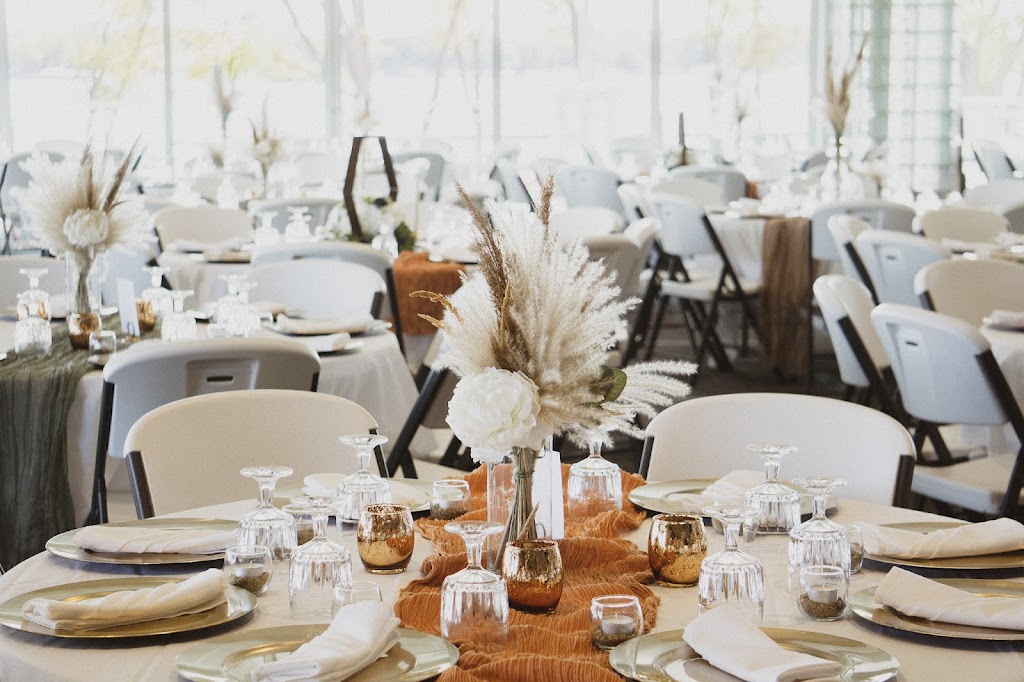 Snappers & Parks Boat Club 51355