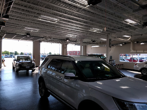 Ford Dealer «Richmond Ford Lincoln», reviews and photos, 4600 W Broad St, Richmond, VA 23230, USA