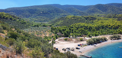 Lichnari beach'in fotoğrafı geniş ile birlikte