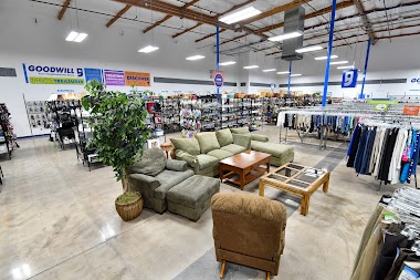 Alma School & Ray Goodwill Retail Store And Donation Center