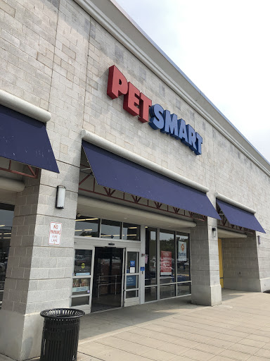 Pet Supply Store «PetSmart», reviews and photos, 2101 NJ-35, Holmdel, NJ 07733, USA