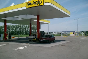 Distributore carburanti Eni Correggio,GPL, AdBlue, Bar-Tabacchi, Autolavaggio image