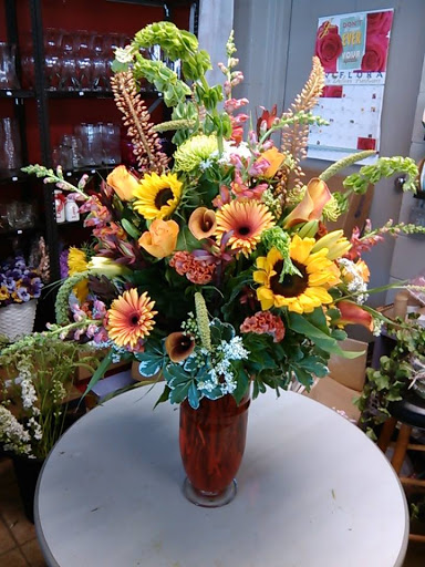 Florist «Forget-Me-Not Florist», reviews and photos, 1083 Park Ave, Cranston, RI 02910, USA