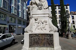 Monument Calderon de la Barca image