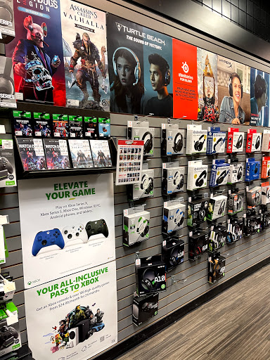Video Game Store «GameStop», reviews and photos, 184 W Farms Mall, Farmington, CT 06032, USA