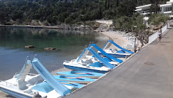 Osmine Slano's'in fotoğrafı uçurumlarla desteklenmiş