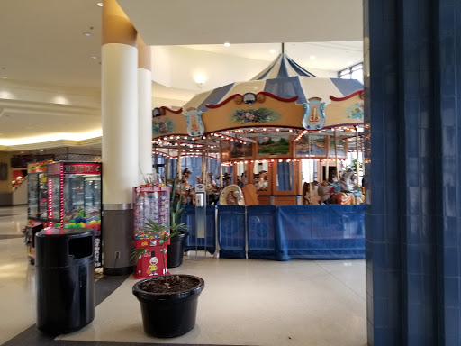 Shopping Mall «Chapel Hill Mall», reviews and photos, 2000 Brittain Rd, Akron, OH 44310, USA