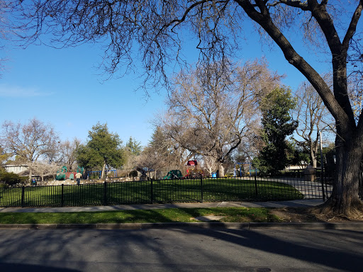 Park «Maddux Park», reviews and photos, Maddux Dr & Kensington Rd, Redwood City, CA 94061, USA