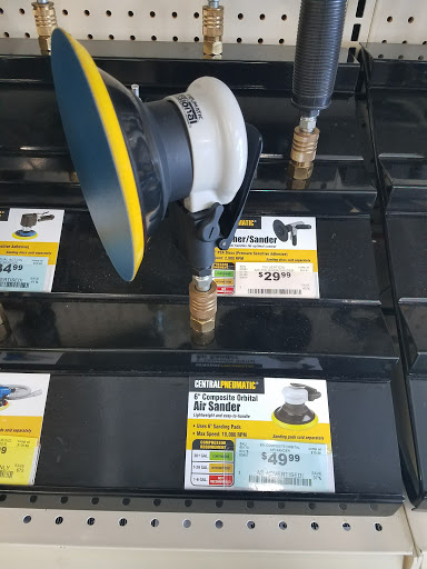 Hardware Store «Harbor Freight Tools», reviews and photos, 345 Huntington Turnpike, Bridgeport, CT 06610, USA