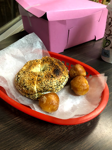 Donut Shop «Happy Donuts», reviews and photos, 1041 Gilman St, Berkeley, CA 94710, USA