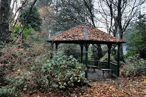 George Tindale Memorial Gardens image