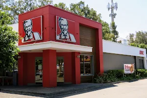 KFC Mingara image