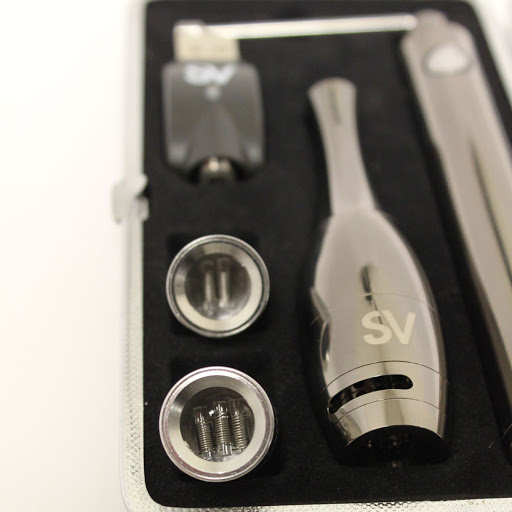 Tobacco Shop «Hotbox Smoke Shop», reviews and photos, 3800 Factoria Blvd SE, Bellevue, WA 98006, USA