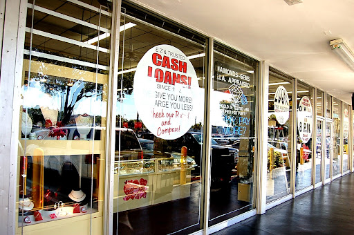 Pawn Shop «Peoples Pawn & Jewelry - Lauderdale Lakes», reviews and photos, 3260 N State Rd 7, Lauderdale Lakes, FL 33319, USA