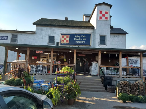 Hardware Store «Valley Park Elevator & Hardware», reviews and photos, 2 Marshall Rd, Valley Park, MO 63088, USA